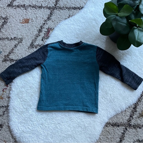 2T Joe Fresh Long Sleeve - Picture 3 of 3